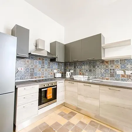 Apartment Golden Horizon 5 - Sliema Strand, Gzira