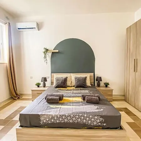 Golden Horizon 5 - Sliema Strand, Apartment